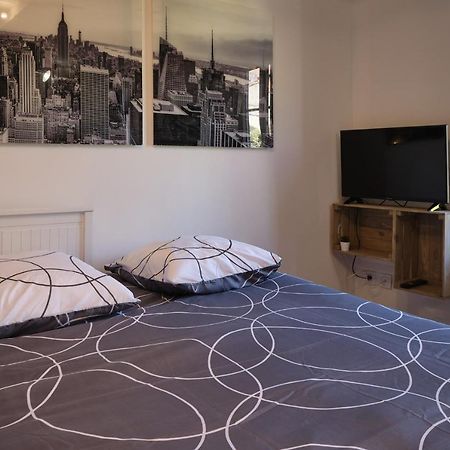 Jules - appartement au calme dans la BASTIDE proche citée médiéval Carcassonne Esterno foto